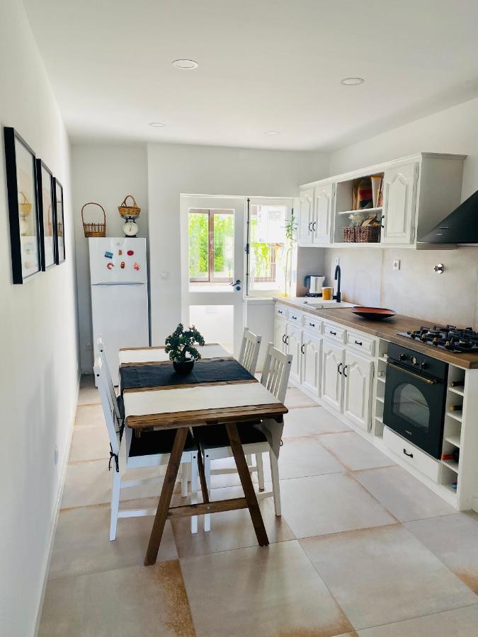 Appartamento Casa Da Tia Irene Sabrosa Esterno foto
